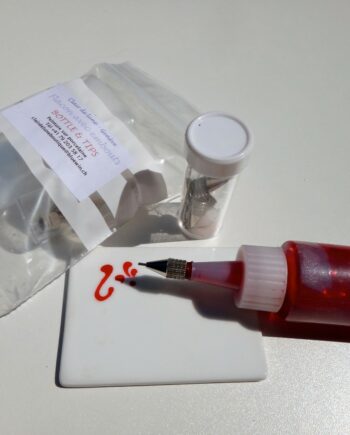 Flacon avec embouts - Bottle and tips