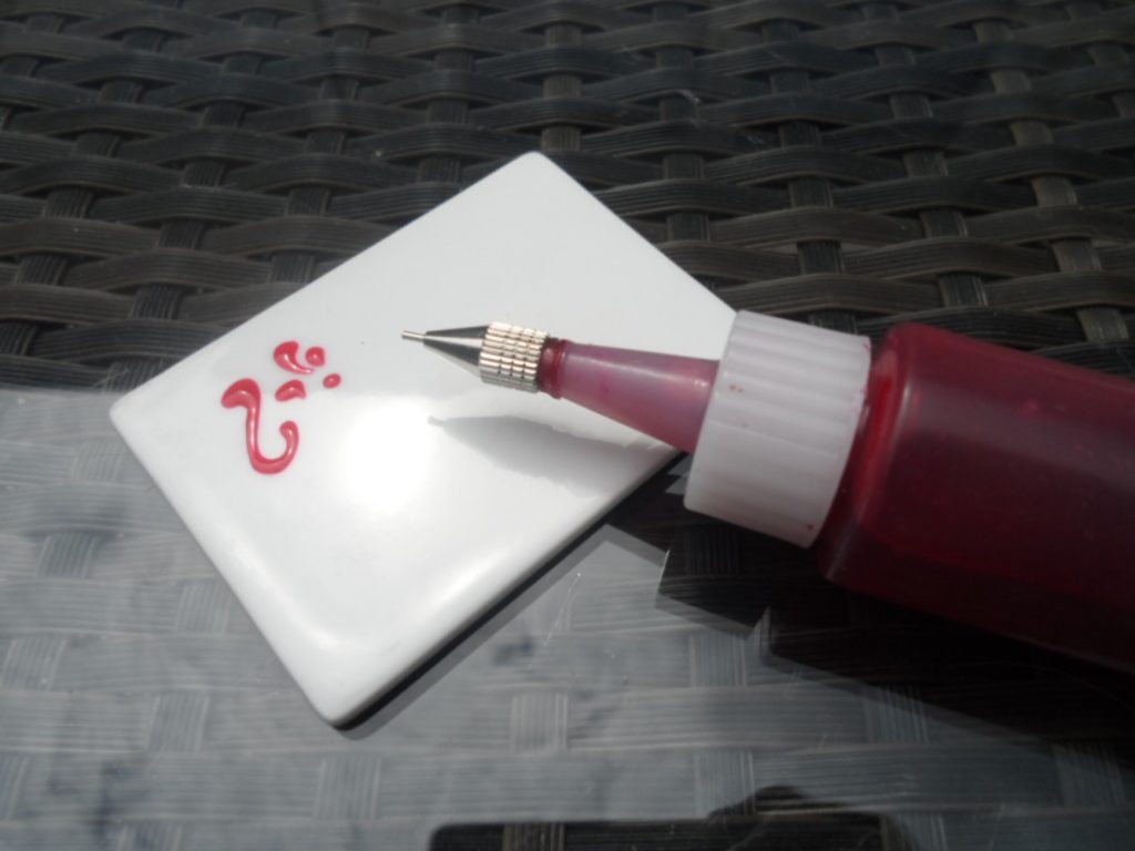 Flacon avec embouts - Bottle and tips